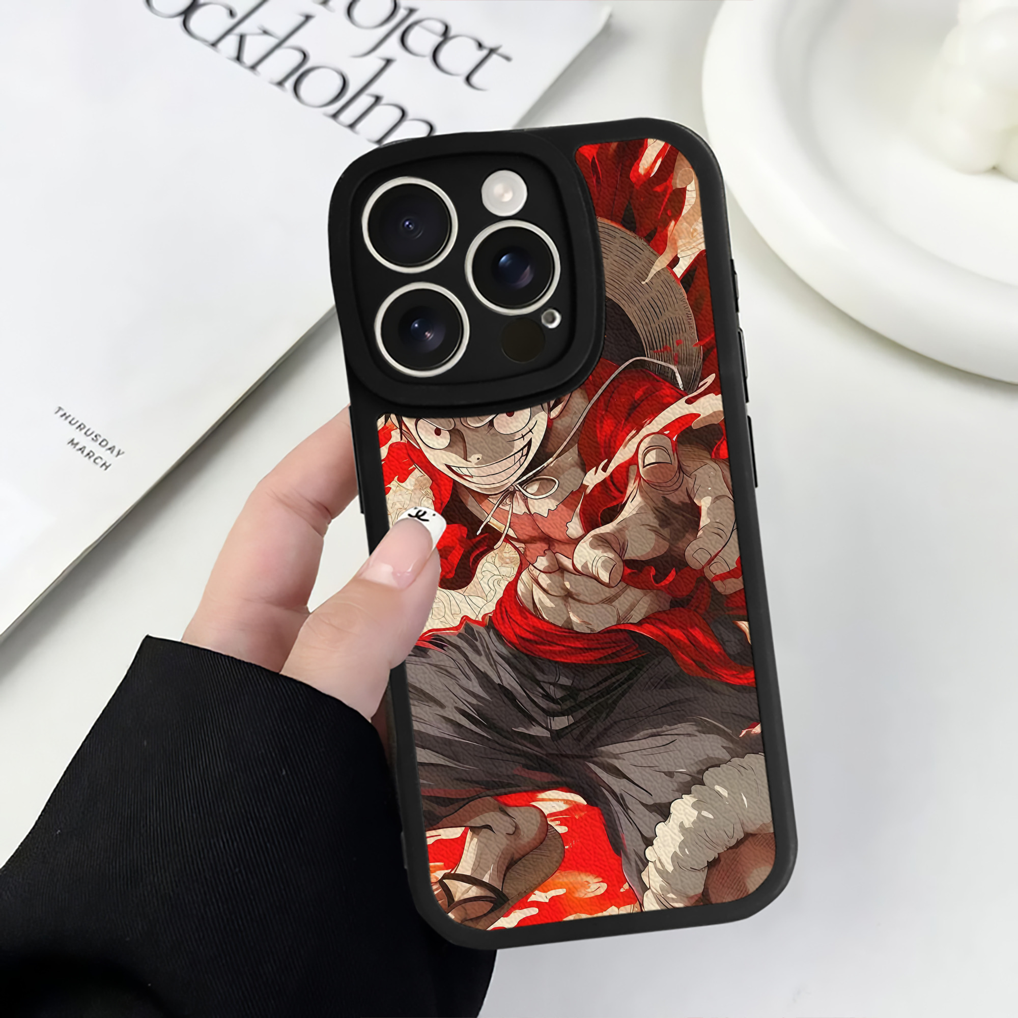 （画像用） ワンピース ONE PIECE 【iPhone 16シリーズ対応】シリコンスマホケース（レザー調） 材質：シリコン